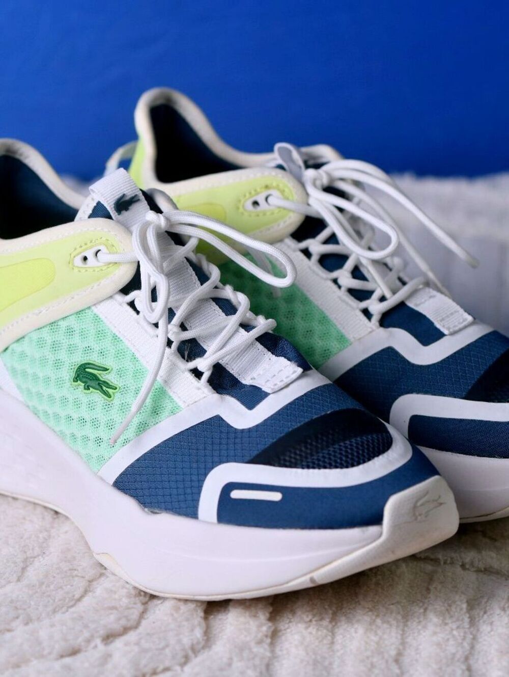 Pre-Owned! Size: 6.5 Women | Lacoste CourtDrive Vantage Mesh